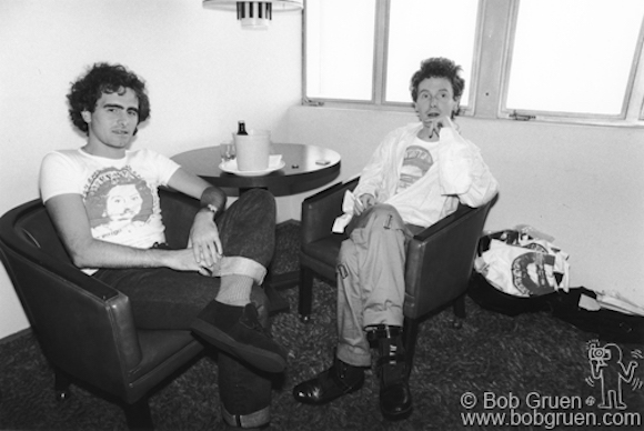 Malcolm McLaren with the Sex Pistols road manager Rory Johnston in Los Angeles, CA. July 1977. © Bob Gruen / www.bobgruen.com Please contact Bob Gruen's studio to purchase a print or license this photo. email: websitemail01@aol.com phone: 212-691-0391